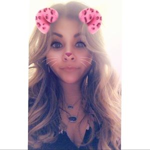 Meet your Posher, Cindy